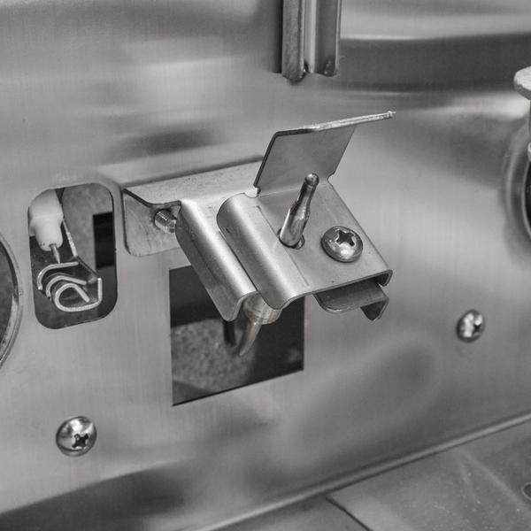 Asador de Gas Coyote 42" Serie SL Empotrable 3rd GEN