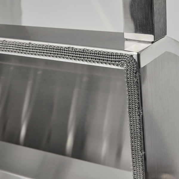 Asador de Carbón Coyote Empotrable 3rd Gen