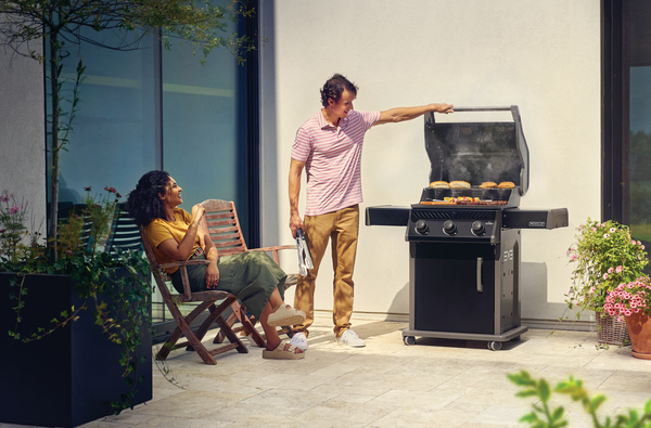 Asador de Gas Napoleon Rogue 425 Negro